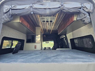 2024 Mercedes-Benz Sprinter Cargo Van 2500 Standard Roof I4 Diesel HO 144 AWD