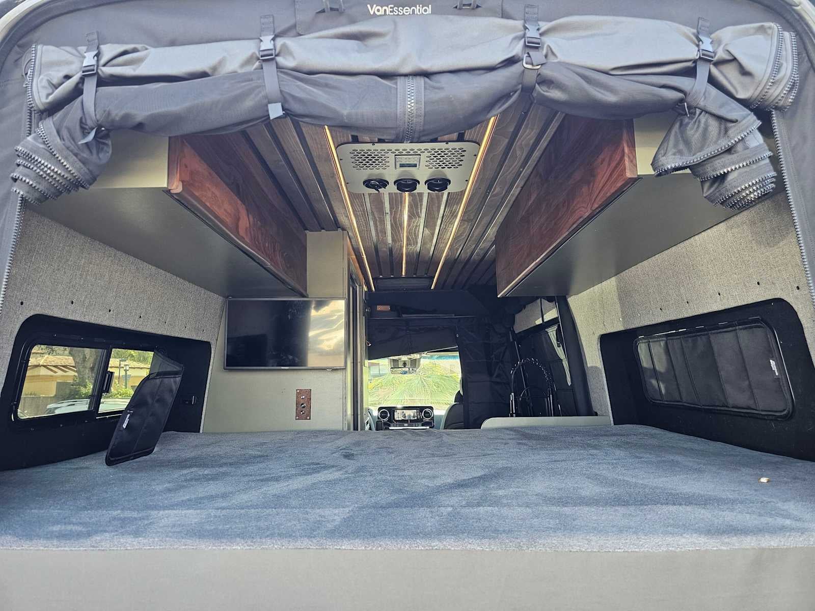 2024 Mercedes-Benz Sprinter Cargo Van 2500 Standard Roof I4 Diesel HO 144 AWD