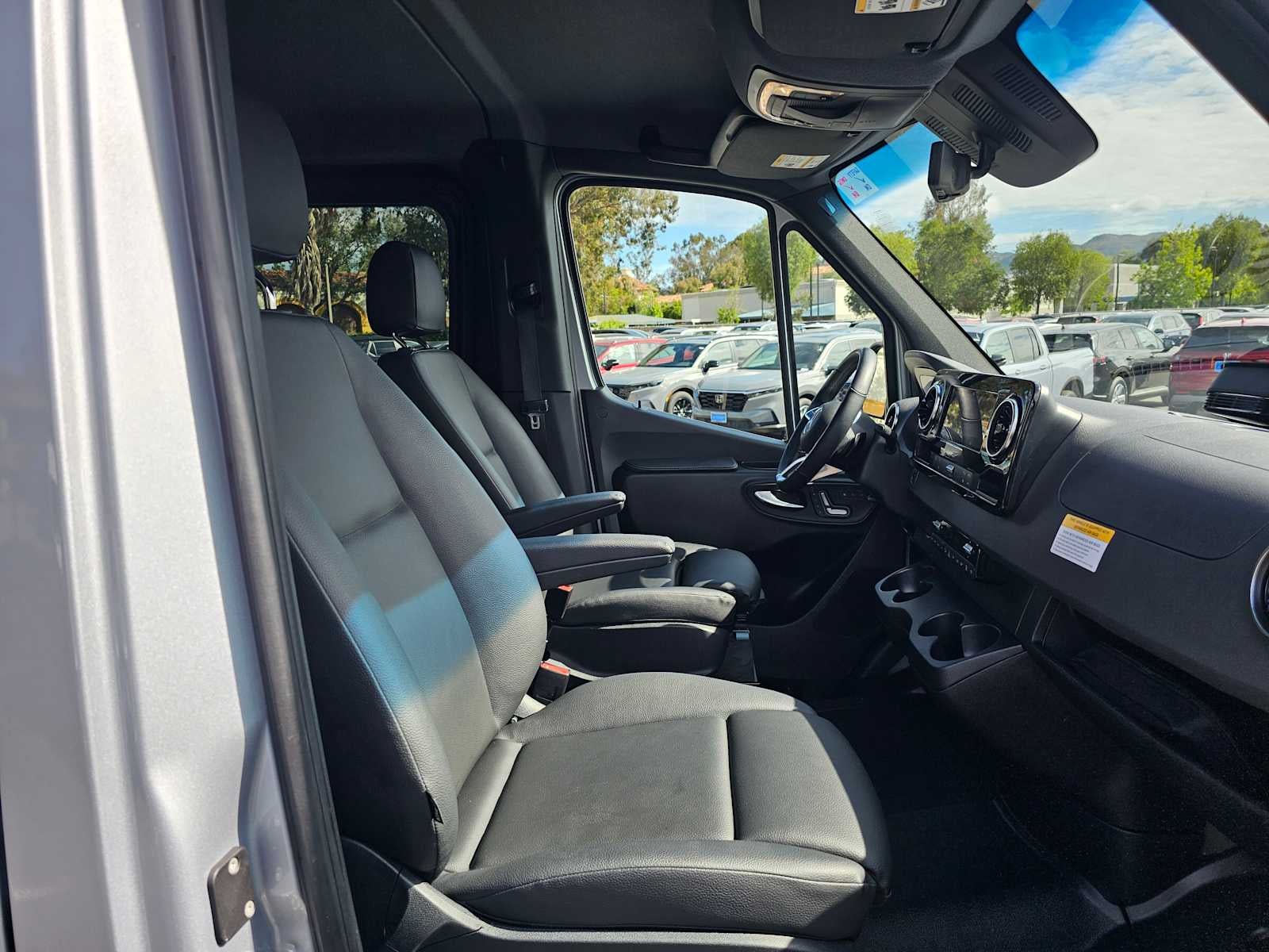 2025 Mercedes-Benz Sprinter Passenger Van 2500 Standard Roof I4 Diesel 144 RWD